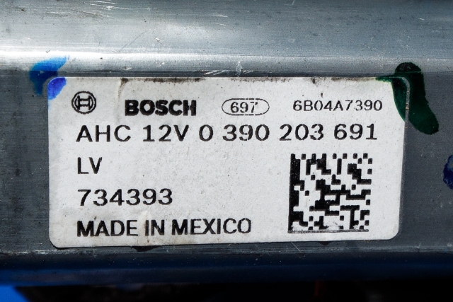 Rattaksel elektrisk servo til BMW X5 2013-2018 (F15) (F15) (BOSCH|0 390 203 691|)