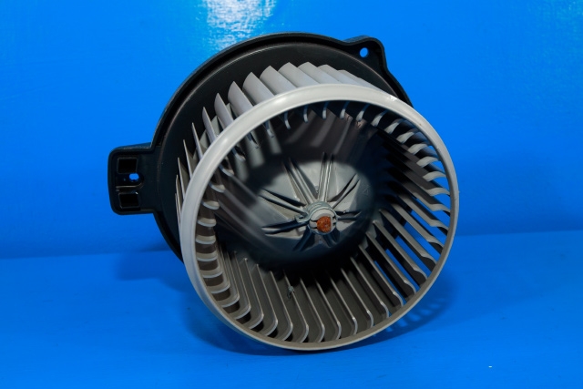Varmeapparat motor til Kia Rio, 2011-2017 Type III  (KIA|B30883-0440)