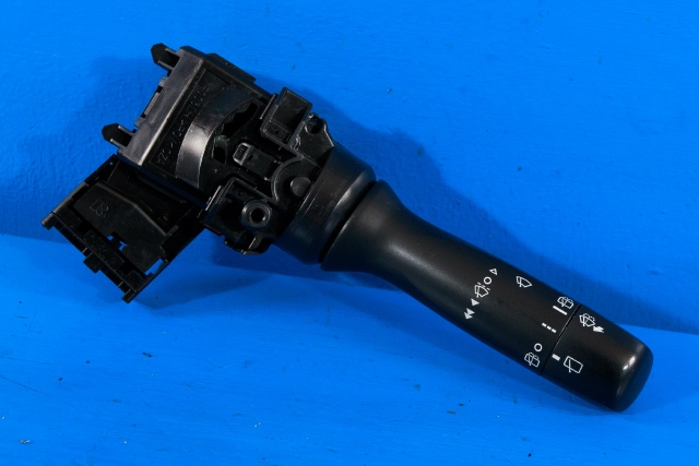 Bryter visker til Toyota Yaris, 2012-2014 (Type III, Fase 1)  (TOYOTA|17F904-0D180)
