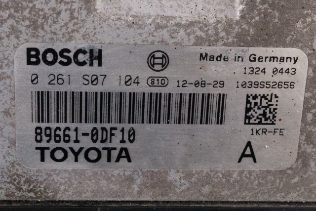 Styreenhet motor til Toyota Yaris 2012-2014 (Type III, Fase 1) (BOSCH|0 261 S07 104|89661-0DF10|)