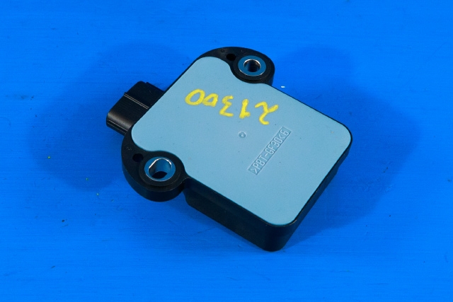 Sensor diverse til Toyota Prius 2009-2016 (Type III) (COMBI) (COMBI) (DENSO|174500-5923|89183-48030|)