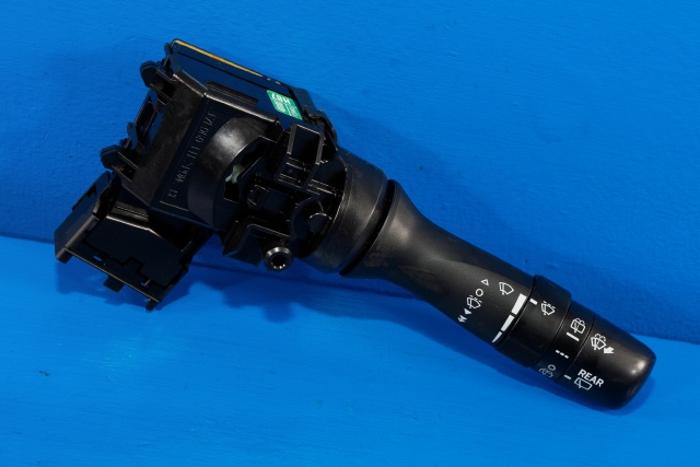Bryter visker til Toyota Prius, 2009-2016 (Type III) (COMBI) (COMBI) (TOYOTA|17F463-48180)