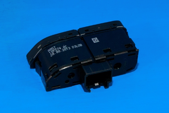 Bryter rutevarme til Ford Focus 2011-2014 (Type III, Fase 1)  (FORD|AM5T-18K574-AC|)