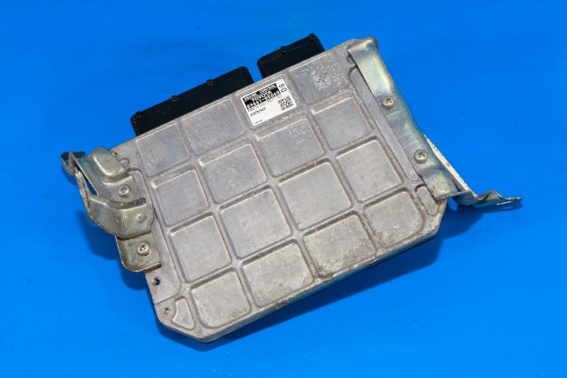 Styreenhet motor til Toyota Avensis 2009-2015 (Type III, Fase 1)  (DENSO|275300-3871|89661-05D60|)
