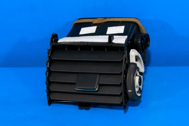 Dashbord friskluftdyse høyre til Toyota Avensis, 2009-2015 (Type III, Fase 1)  
