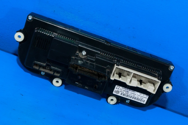 Varmeapparat betjening til VW Caddy 2010-2015 (Type III, Fase 2) (HELLA|5HB 011 292-01|7N0 907 426 BH|)