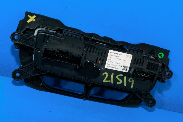 Varmeapparat betjening til Ford Transit Connect 2018-->> Type II, Fase 2  (FORD|KT1T-18C612-MAC|)