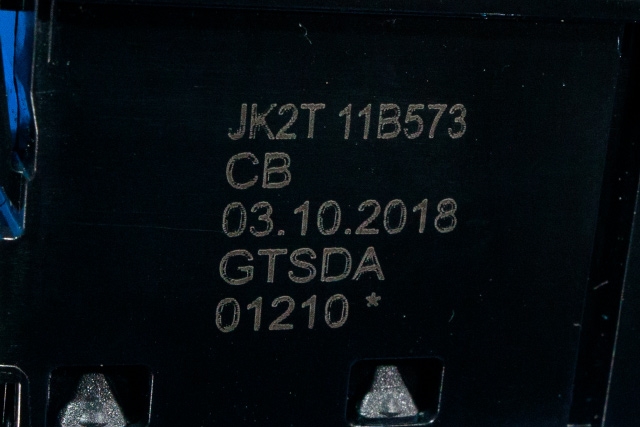 Bryter diverse til Ford Transit Connect 2018-->> Type II, Fase 2  (FORD|JK2T-11B573-CB|)
