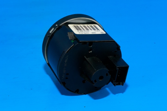 Bryter lys til VW Passat 2011-2015 (B7) (B7) (VAG|3C8 941 431 A|)