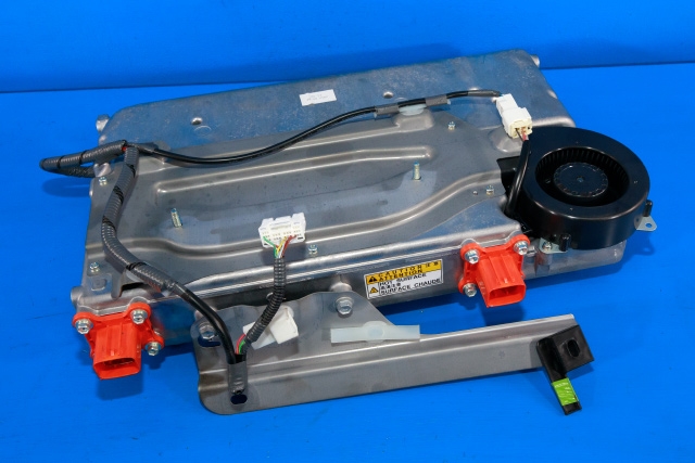 Batterilader (OBC - On Board Charger) til Toyota Prius 2009-2016 (Type III) (COMBI) (COMBI) (TOYOTA|G9090-47040|)