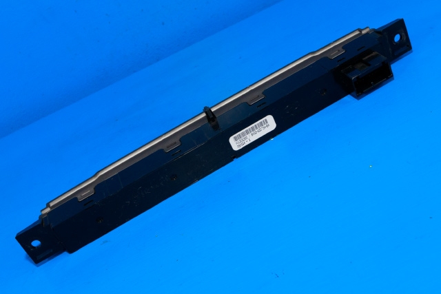 Bryter nødblink til Land Rover Discovery 2005-2009 (Type III) (LAND ROVER|YUL501360|)