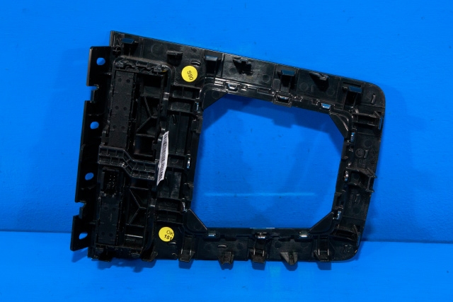 Dashbord diverse til Škoda Octavia 2013-2016 (Type III, Fase 1)  (VAG|5E1 863 212 B|)