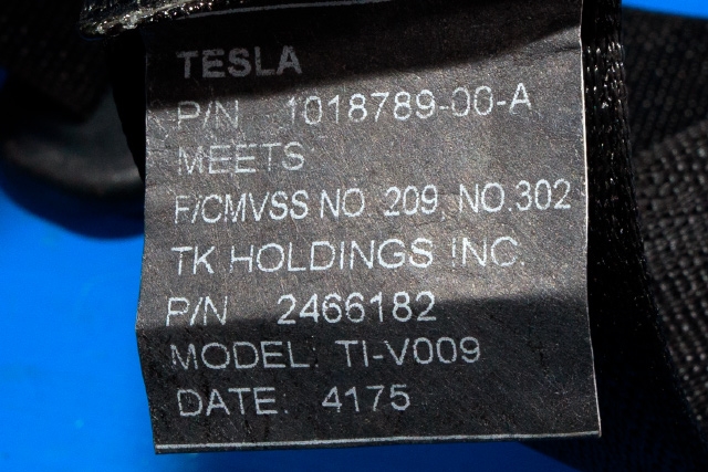 Sikkerhetsbelte bak venstre til Tesla Model S 2013-2016 (Fase 1)  (TESLA|1018789-00-A|)
