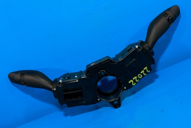 Bryter combi til Hyundai Ioniq Electric 2016-2019 (Fase 1)  (HYUNDAI|93403-G2810|)