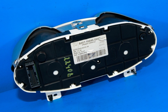 Instrumentpanel til Ford Fiesta 2008-2012 (Type VI, Fase 1) (FORD|8A6T-10849-GH|)