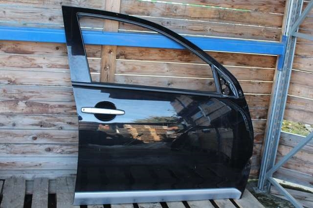 Dør høyre foran til Mitsubishi Outlander, 2007-2010 (Type II, Fase 1)  