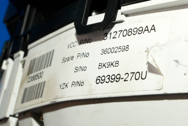 Instrumentpanel til Volvo V70 2007-2013 (Type III, Fase 1)  (YAZAKI|69399-270U|31270899|)