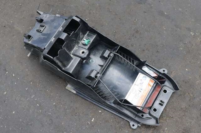 MC, Deksel, innerskjerm til MC Honda CBR125R 2011-2016  