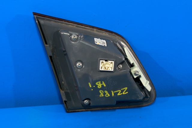 Baklykt høyre indre til Mercedes B-Klasse, electric drive 2014-2018 (W242) (W242) (MERCEDES|A 246 906 92 00|)