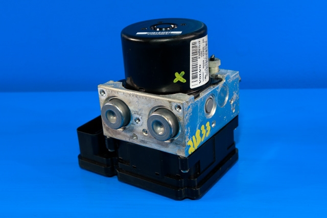 ABS sentral til Volvo V70 2007-2013 (Type III, Fase 1)  (VOLVO|P30681619|)
