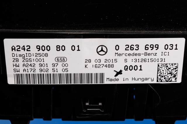 Instrumentpanel til Mercedes B-Klasse, electric drive 2014-2018 (W242) (W242) (BOSCH|0 263 699 031|A 242 900 80 01|)