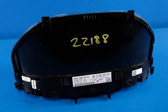 Instrumentpanel til Mercedes B-Klasse, electric drive 2014-2018 (W242) (W242) (BOSCH|0 263 699 031|A 242 900 80 01|)
