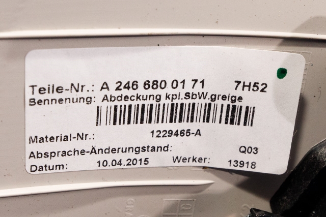 Dashbord diverse til Mercedes B-Klasse, electric drive 2014-2018 (W242) (W242) (MERCEDES|A 246 680 01 71|)