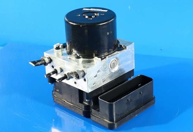ABS sentral til Ford Kuga, 2013-2019 (FORD|CV61-2C405-EC)