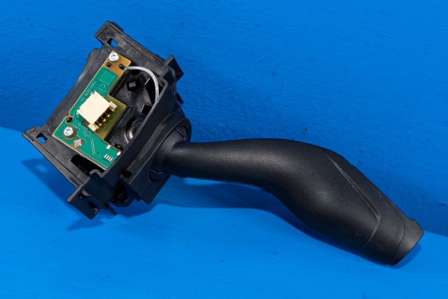 Bryter blink til Ford Kuga 2013-2019 (FORD|CV6T-13335-AE|)