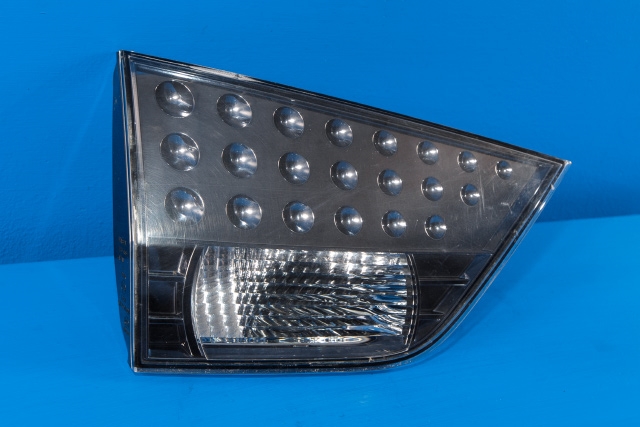 Baklykt venstre indre til Mitsubishi Outlander, 2007-2010 (Type II, Fase 1)  