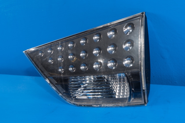 Baklykt høyre indre til Mitsubishi Outlander, 2007-2010 (Type II, Fase 1)  