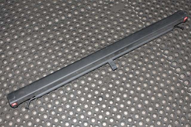 Bagasjerom rollon til Toyota Avensis, 2009-2015 (Type III, Fase 1)  (TOYOTA|64230-05020)