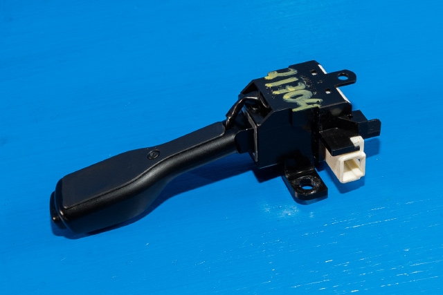 Bryter cruise control til Toyota RAV4 2009-2013 (Type III, Fase 2)  
