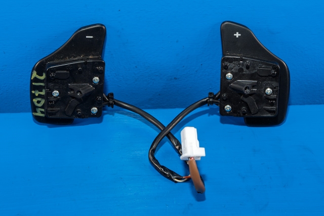 Bryter diverse til Toyota RAV4, 2009-2013 (Type III, Fase 2)  