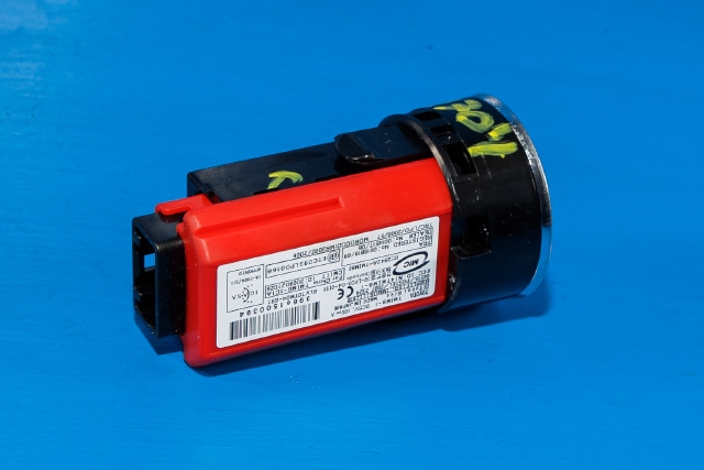 Bryter start/stopp til Toyota RAV4 2009-2013 (Type III, Fase 2)  