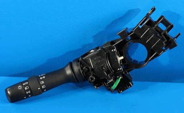 Bryter blink til Toyota RAV4 2009-2013 (Type III, Fase 2) (TOYOTA|17F534-42111|)