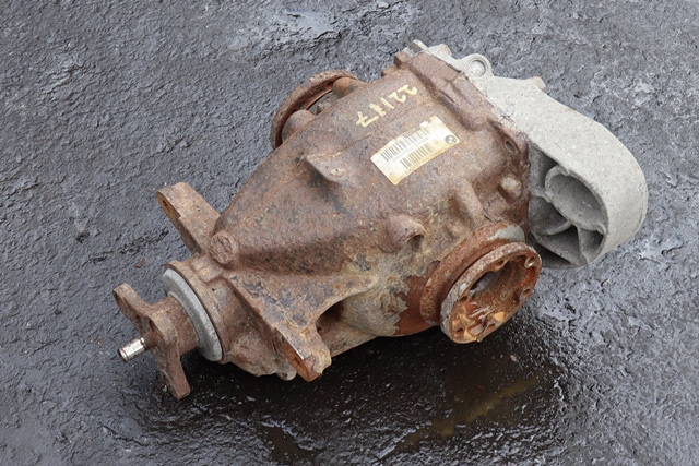 Kardang klokke bak til BMW 1-Serie, 2004-2011 (E81/E82/E87/E88) (E81/E82/E87/E88) (BMW|7 598 855)