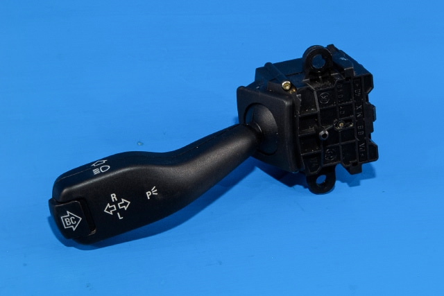 Bryter blink til BMW X5, 2000-2006 (E53) (E53) (BMW|8 363 668)
