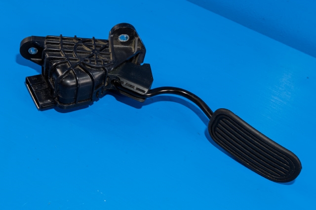 Pedal gass til Toyota Hilux, 2006-2011  (DENSO|198800-3140)