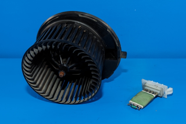 Varmeapparat motor til Škoda Octavia, 2009-2013 (Type II, Fase 2) (VAG|1K1 819 015 C)