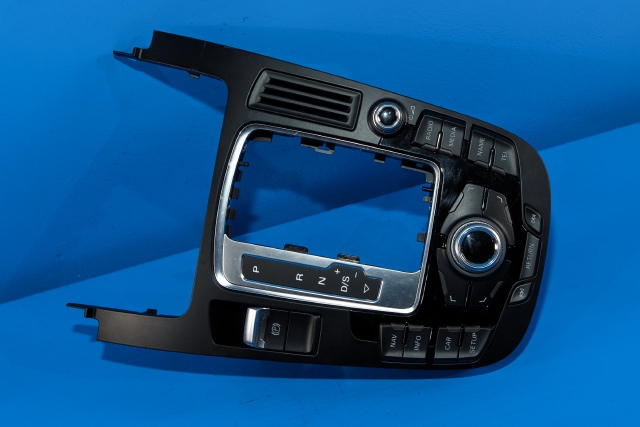 Bilstereo navigasjon betjeningspanel til Audi A4, 2007-2014 (Type IV) (B8) (B8) (VAG|8T0 919 611 WFX)