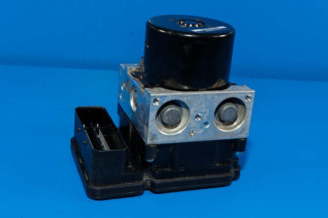 ABS sentral til Škoda Octavia 2009-2013 (Type II, Fase 2)  (VAG|1K0 614 517 CP|)