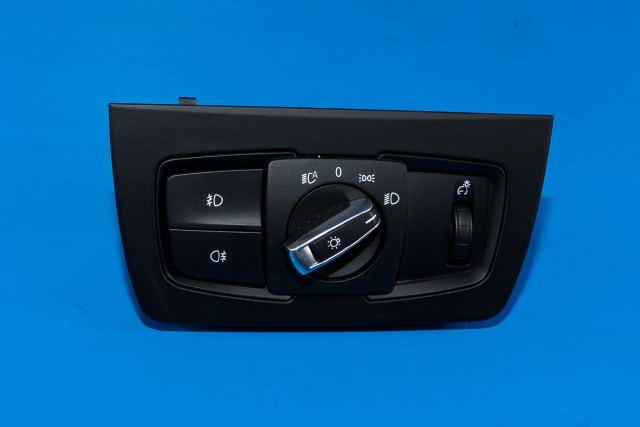 Bryter lys til BMW 3-Serie, 2012-2018 (F30/F31/F34) (F30/F31/F34) (BMW|61.31-9 265 303)