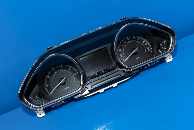 Instrumentpanel til Peugeot 2008, 2013-2019 (Type I)  (PEUGEOT|98 053414 80)