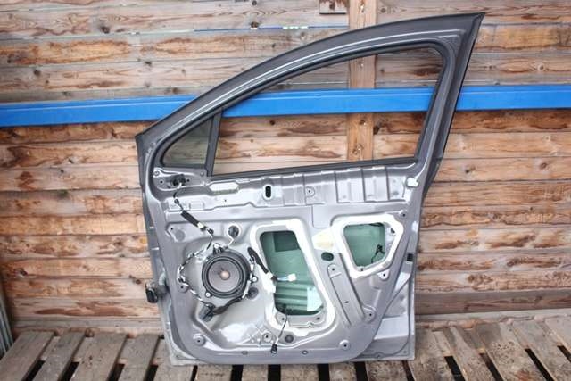 Dør høyre foran til Renault Zoe 2013-2019 (Fase 1)  