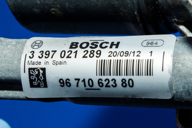 Viskermotor foran høyre til Peugeot 3008 2009-2016 (Type I)  (PEUGEOT|96 710623 80|)