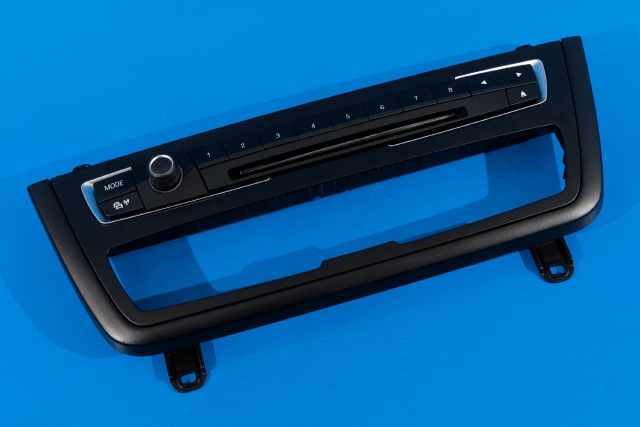Bilstereo betjeningspanel til BMW 3-Serie 2012-2018 (F30/F31/F34) (F30/F31/F34) (BMW|61.31-9 323 554|)