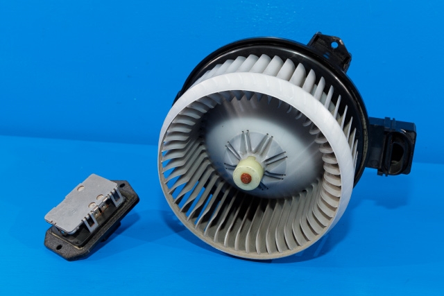 Varmeapparat motor til Toyota RAV4, 2006-2009 (Type III, Fase 1)  (DENSO|272700-5150)