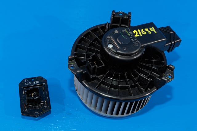 Varmeapparat motor til Toyota RAV4 2006-2009 (Type III, Fase 1)  (DENSO|272700-5150|)