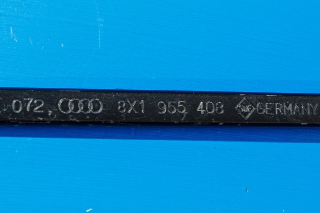 Viskerarm frontrute høyre til Audi A1 2010-2014 (Type I, Fase 1) (VAG|8X1 955 408|)